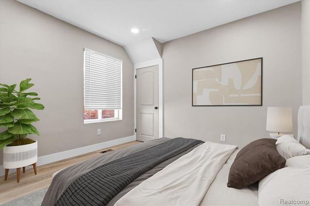 17203 Ilene Street, Detroit, MI 48221