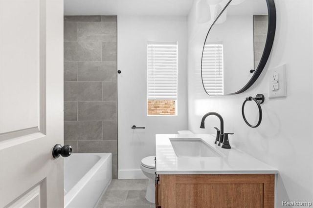 17203 Ilene Street, Detroit, MI 48221