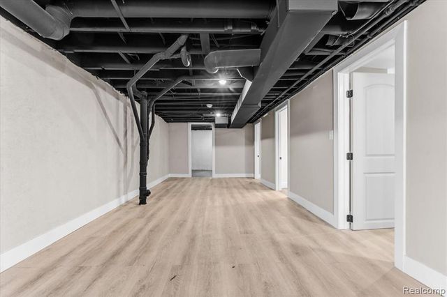 17203 Ilene Street, Detroit, MI 48221