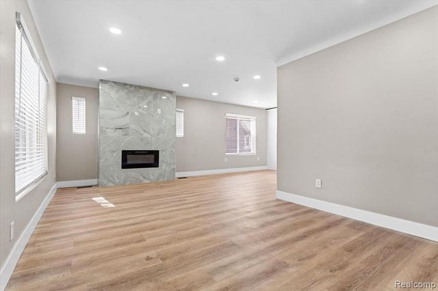 17203 Ilene Street, Detroit, MI 48221