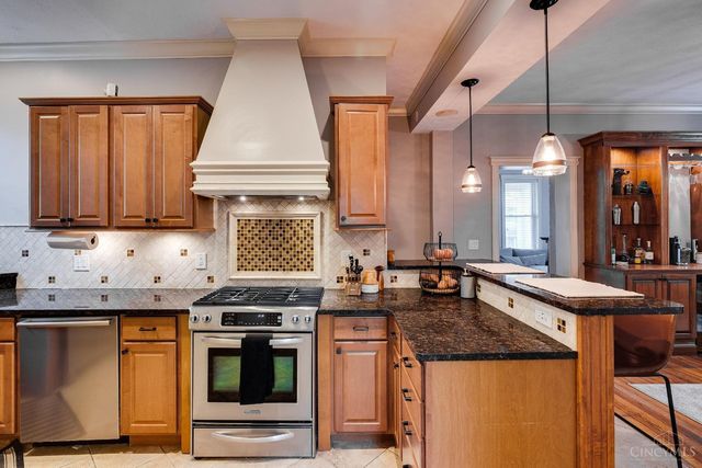 4121 Ballard Avenue, Cincinnati, OH 45209