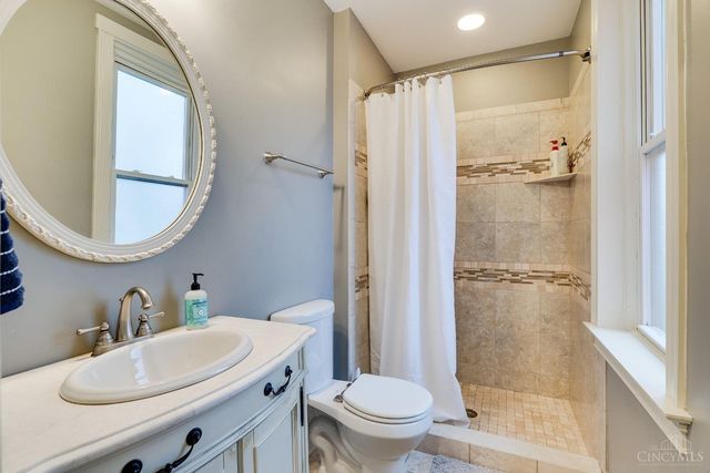 4121 Ballard Avenue, Cincinnati, OH 45209