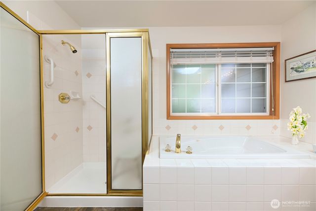 1712 144th Place SE, Mill Creek, WA 98012