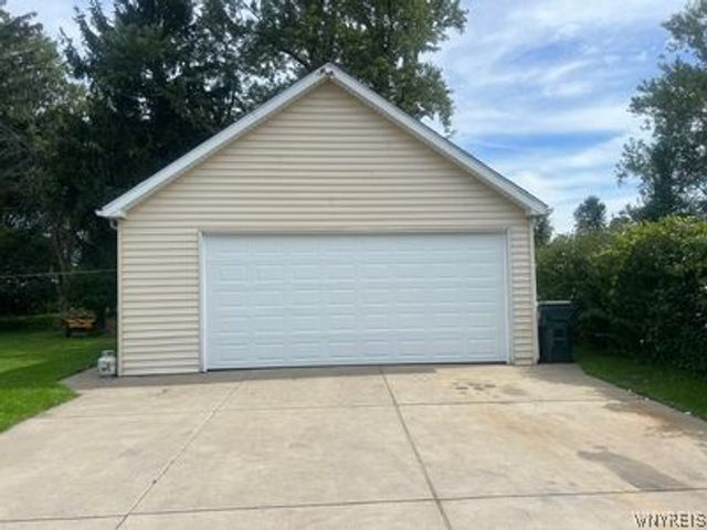 119 Penora Street, Lancaster, NY 14043