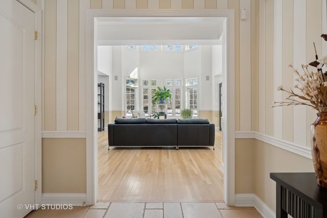 860 Gage Lane, Lake Forest, IL 60045