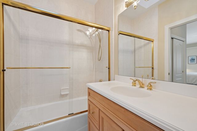 860 Gage Lane, Lake Forest, IL 60045