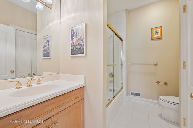 860 Gage Lane, Lake Forest, IL 60045