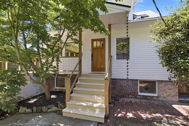 4008 31st Avenue S, Seattle, WA 98108