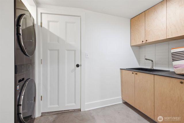 4008 31st Avenue S, Seattle, WA 98108