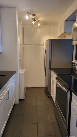 2100 Date Street 1802, Honolulu, HI 96826