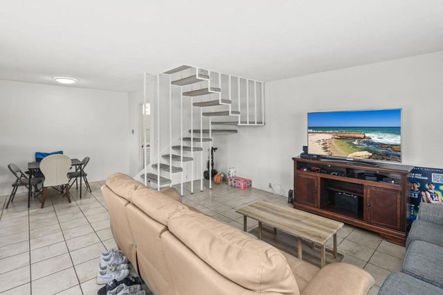 4390 Caminito Del Diamante 93, San Diego, CA 92121