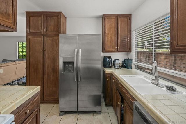 4390 Caminito Del Diamante 93, San Diego, CA 92121