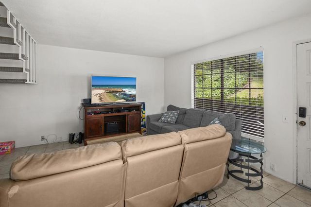 4390 Caminito Del Diamante 93, San Diego, CA 92121