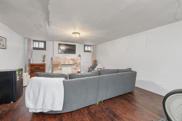 919 N Rutan St, Wichita, KS 67208