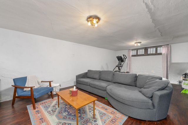 919 N Rutan St, Wichita, KS 67208