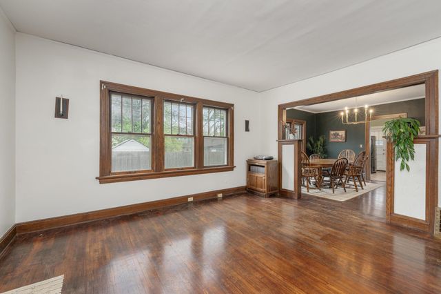 919 N Rutan St, Wichita, KS 67208