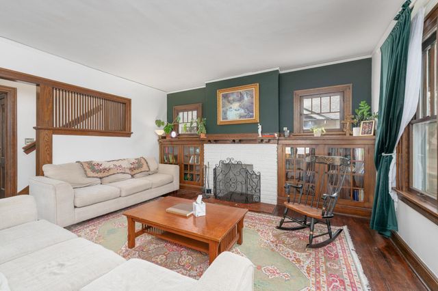 919 N Rutan St, Wichita, KS 67208