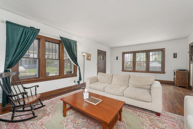 919 N Rutan St, Wichita, KS 67208