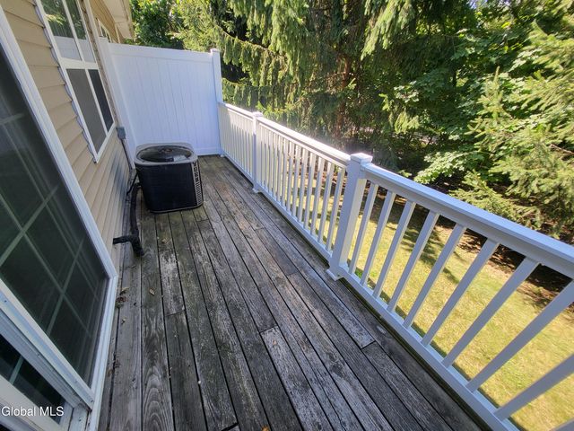 303 Avalon Place 303, Cohoes, NY 12047