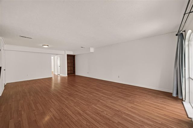 527 N Post Oak Lane 527, Houston, TX 77024