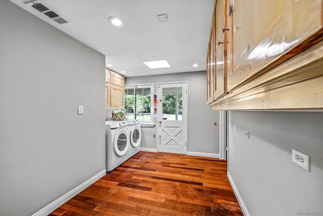 12811 Beeler Creek Trl, Poway, CA 92064