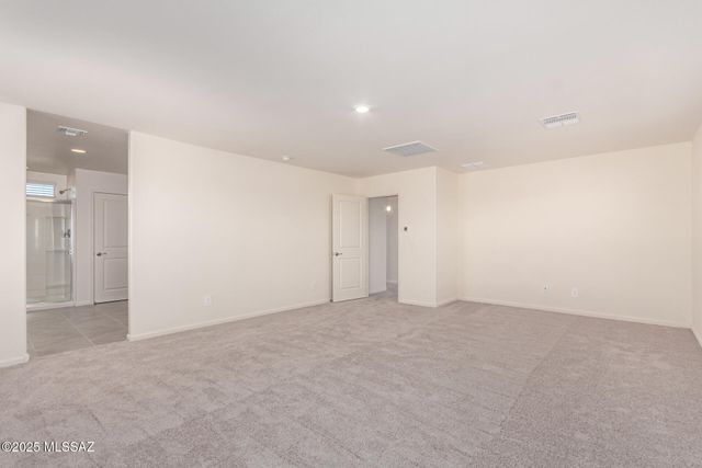 7831 S Walnutview Drive, Tucson, AZ 85757