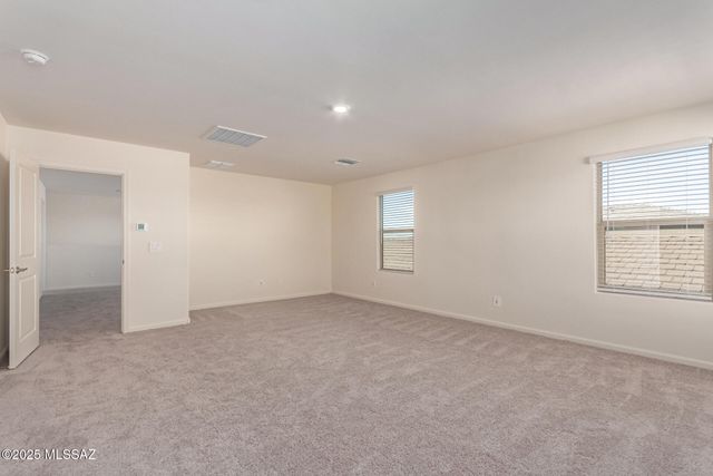 7831 S Walnutview Drive, Tucson, AZ 85757