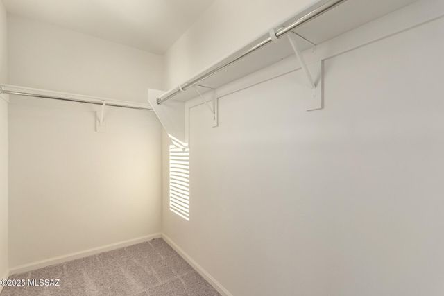 7831 S Walnutview Drive, Tucson, AZ 85757