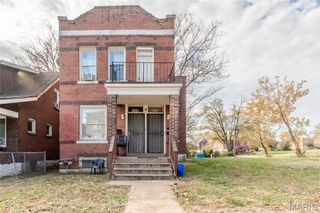 5892 Highland Avenue, St Louis, MO 63112