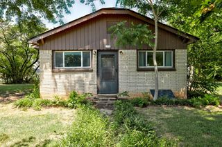 4001 S Meadowview Drive, Del City, OK 73115