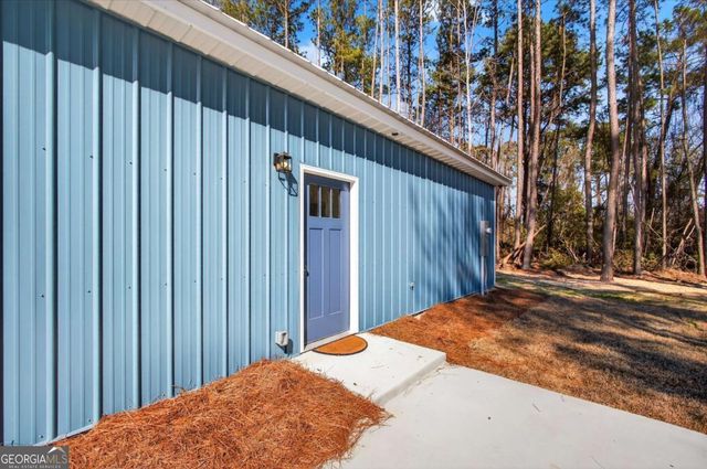 8497 Savannah Highway, Newington, GA 30446