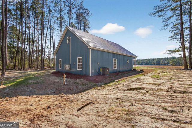 8497 Savannah Highway, Newington, GA 30446