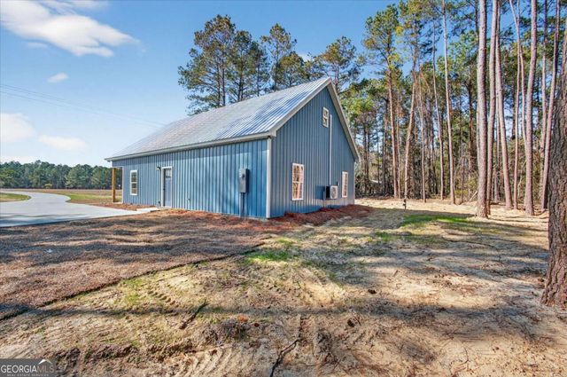 8497 Savannah Highway, Newington, GA 30446