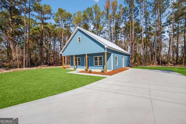8497 Savannah Highway, Newington, GA 30446