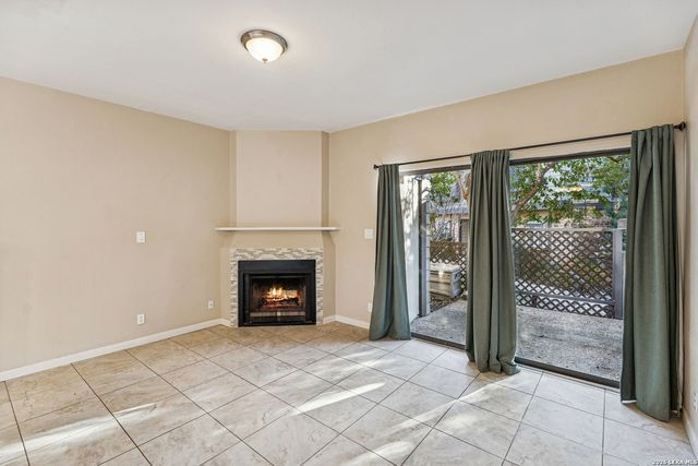 11815 Vance Jackson Rd Apt 704, San Antonio, TX 78230