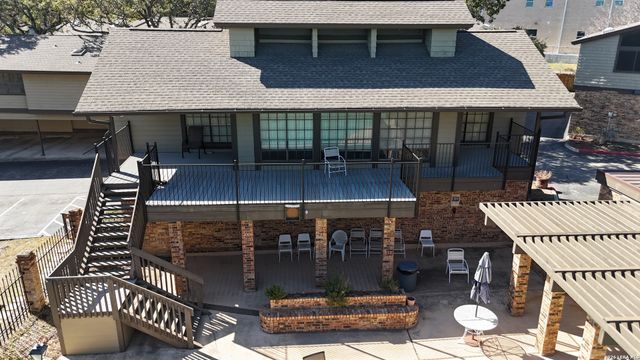 11815 Vance Jackson Rd Apt 704, San Antonio, TX 78230