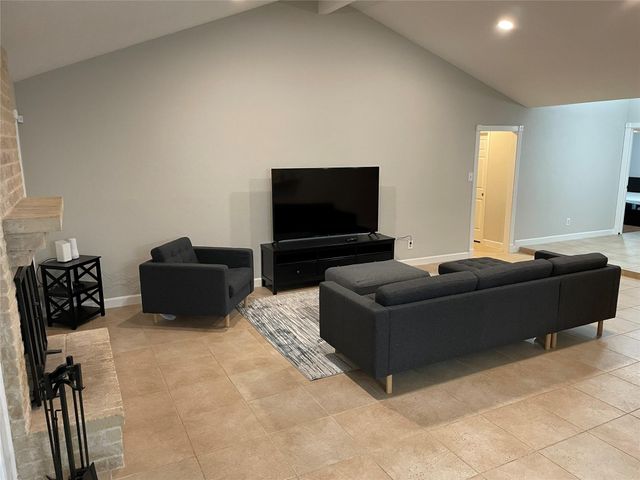 16007 Mill Point Drive, Houston, TX 77059