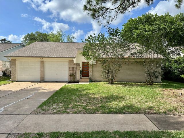 16007 Mill Point Drive, Houston, TX 77059