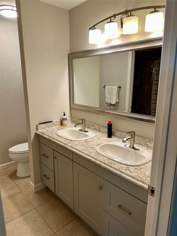 16007 Mill Point Drive, Houston, TX 77059