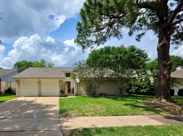 16007 Mill Point Drive, Houston, TX 77059