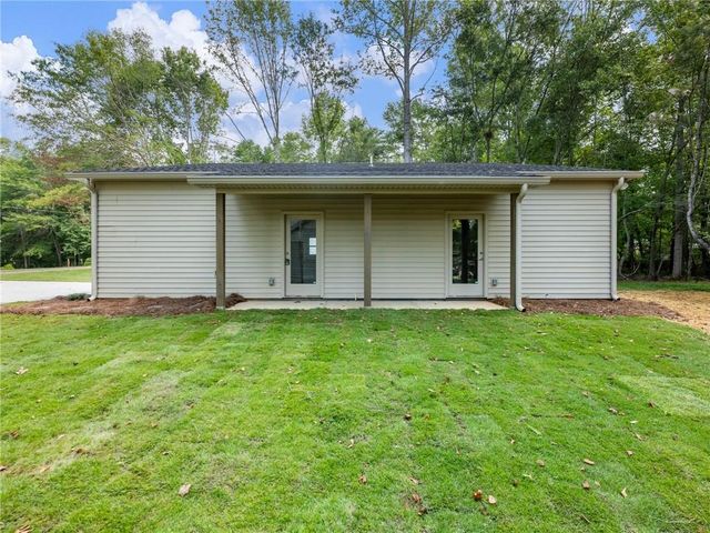 8083 Beachwood Drive, Murrayville, GA 30564