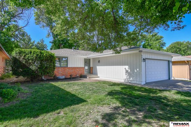 5511 Glade Street, Lincoln, NE 68506