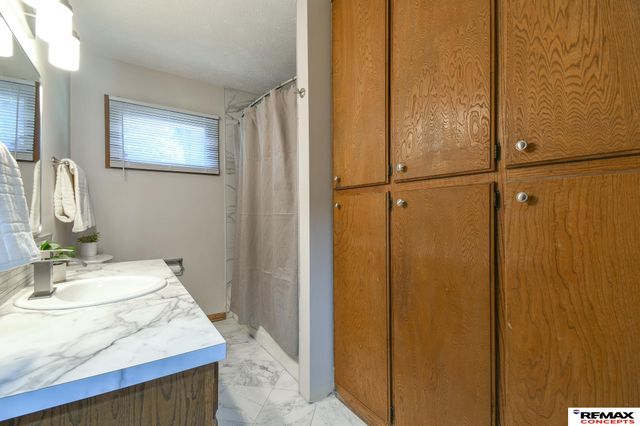 5511 Glade Street, Lincoln, NE 68506