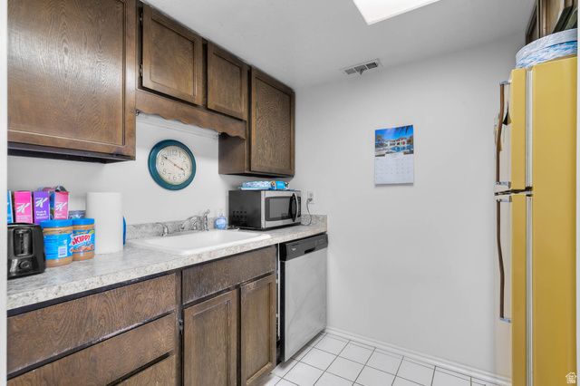 5974 S SULTAN CIR, Murray, UT 84107