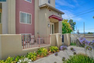 2725 Holly St, San Pablo, CA 94806
