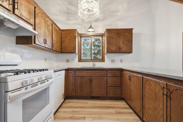 1266 Polk Street S, Shakopee, MN 55379