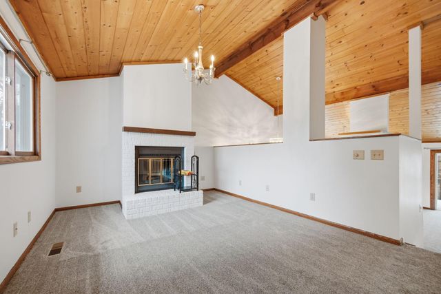 1266 Polk Street S, Shakopee, MN 55379