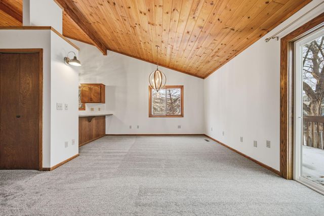 1266 Polk Street S, Shakopee, MN 55379