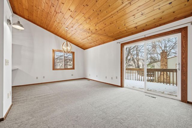 1266 Polk Street S, Shakopee, MN 55379