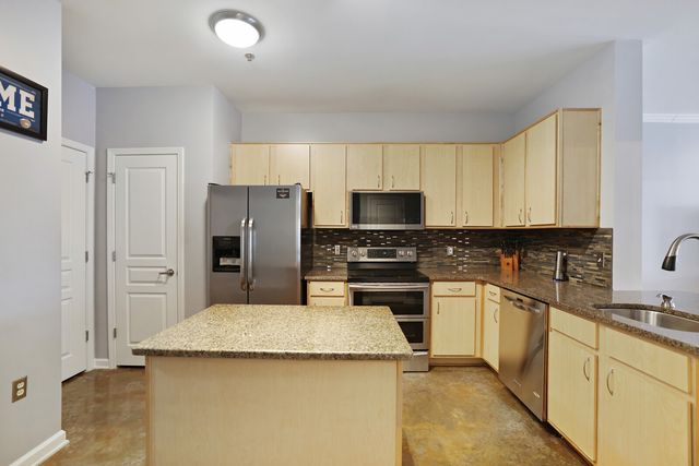 1803 Broadway Apt 611, Nashville, TN 37203